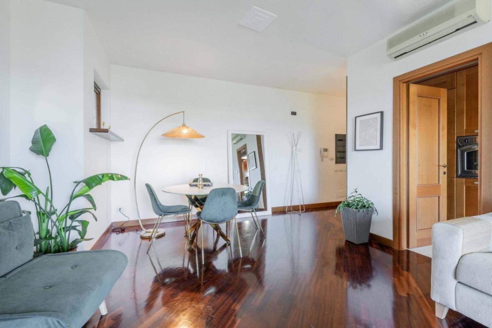 Luxury Boutique Apartment Ф'юмічіно Екстер'єр фото